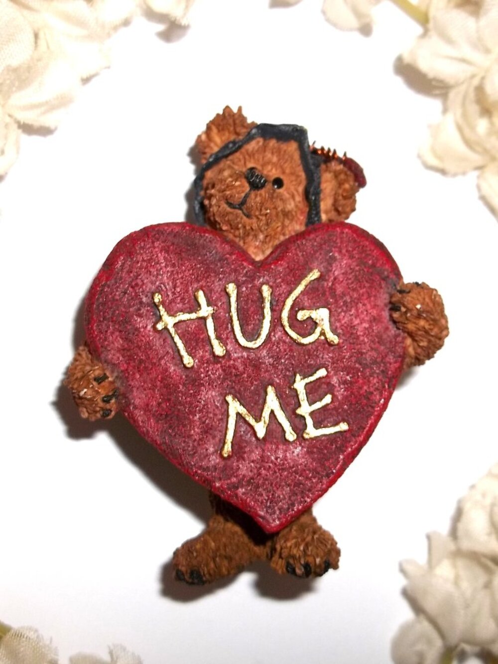 Boyds Bears Brooch Pin Teddy Bear Heart Hug Me Woman Girl Fashion Accessory D866